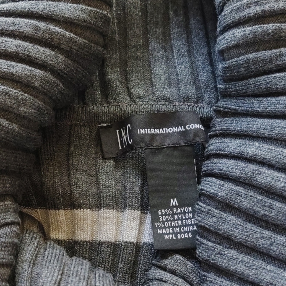 Inc International concepts flattering sweater ❤️ - Picture 2 of 4